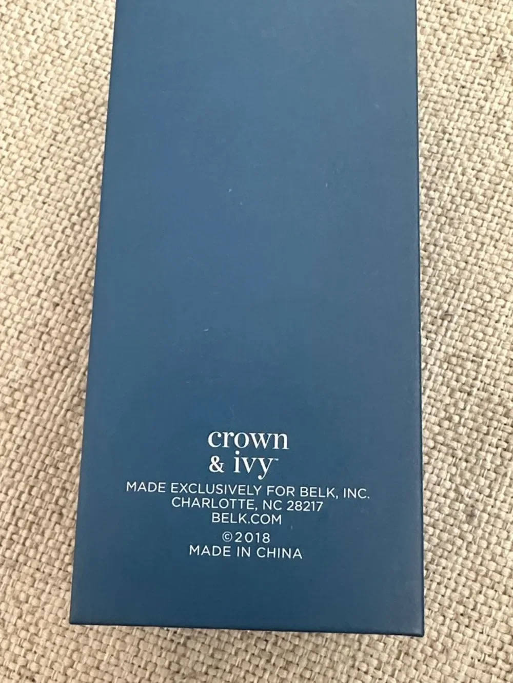 NWT Crown & Ivy Pineapple Bottle Stopper - Gold